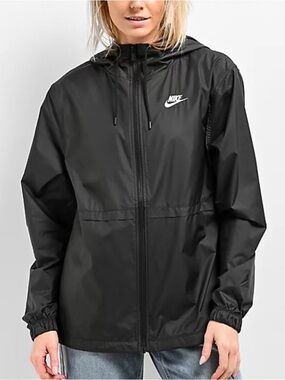 Nike Sportswear Essential Repel Black Zip Windbreaker Jacket